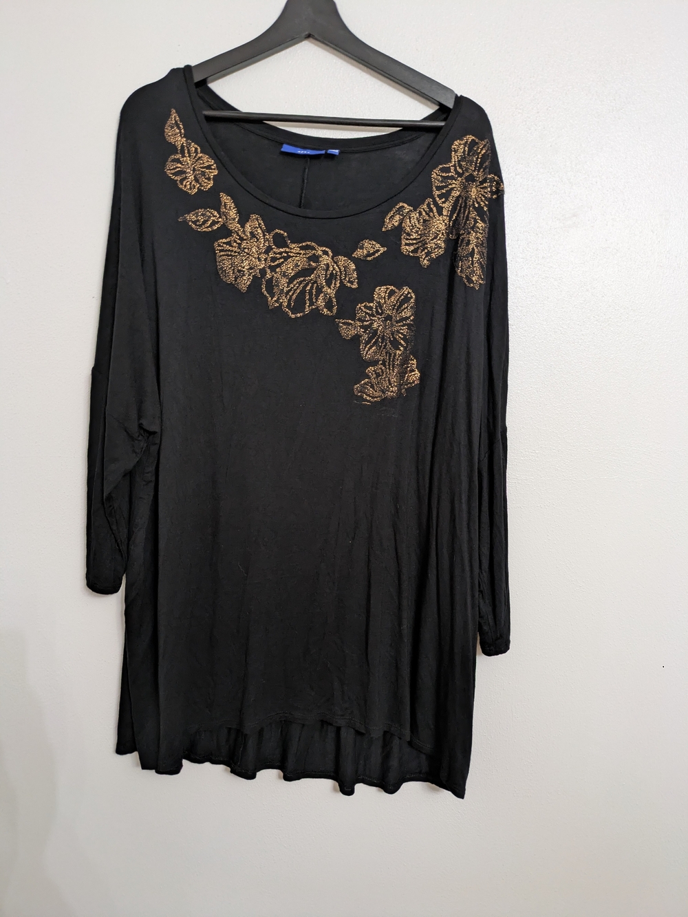 Apt. 9 Black Long Sleeve Tunic with Gold Floral Embroidery
